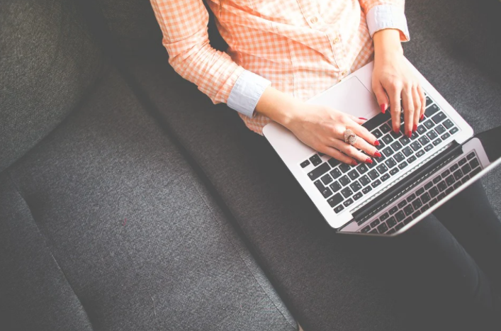 Helpful Tips to Become a Professional Writer